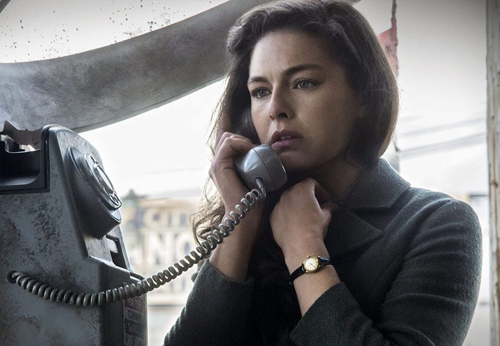 Alexa Davalos na primeira temporada de The Man in the High Castle (Amazon Prime Video)